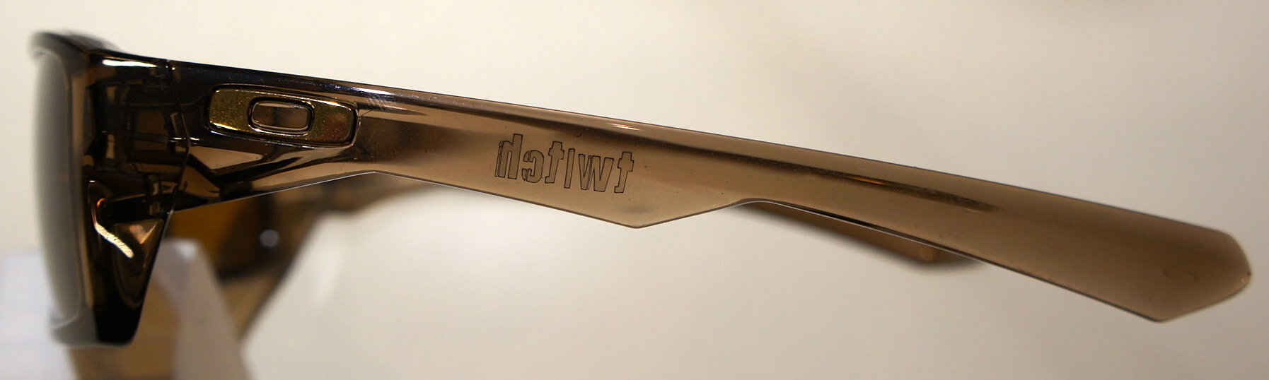 Oakley Twitch - Brown Smoke w - Dark Bronze