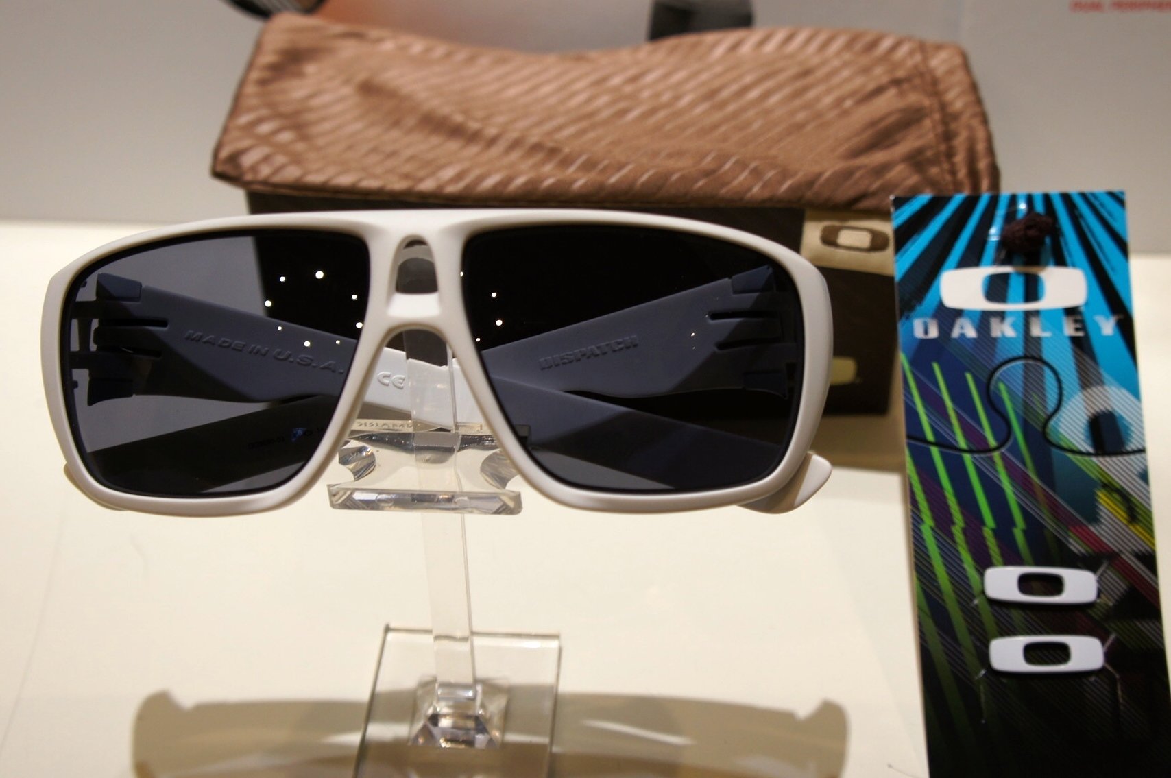 Oakley Dispatch - Matte White w - Grey 9090-03