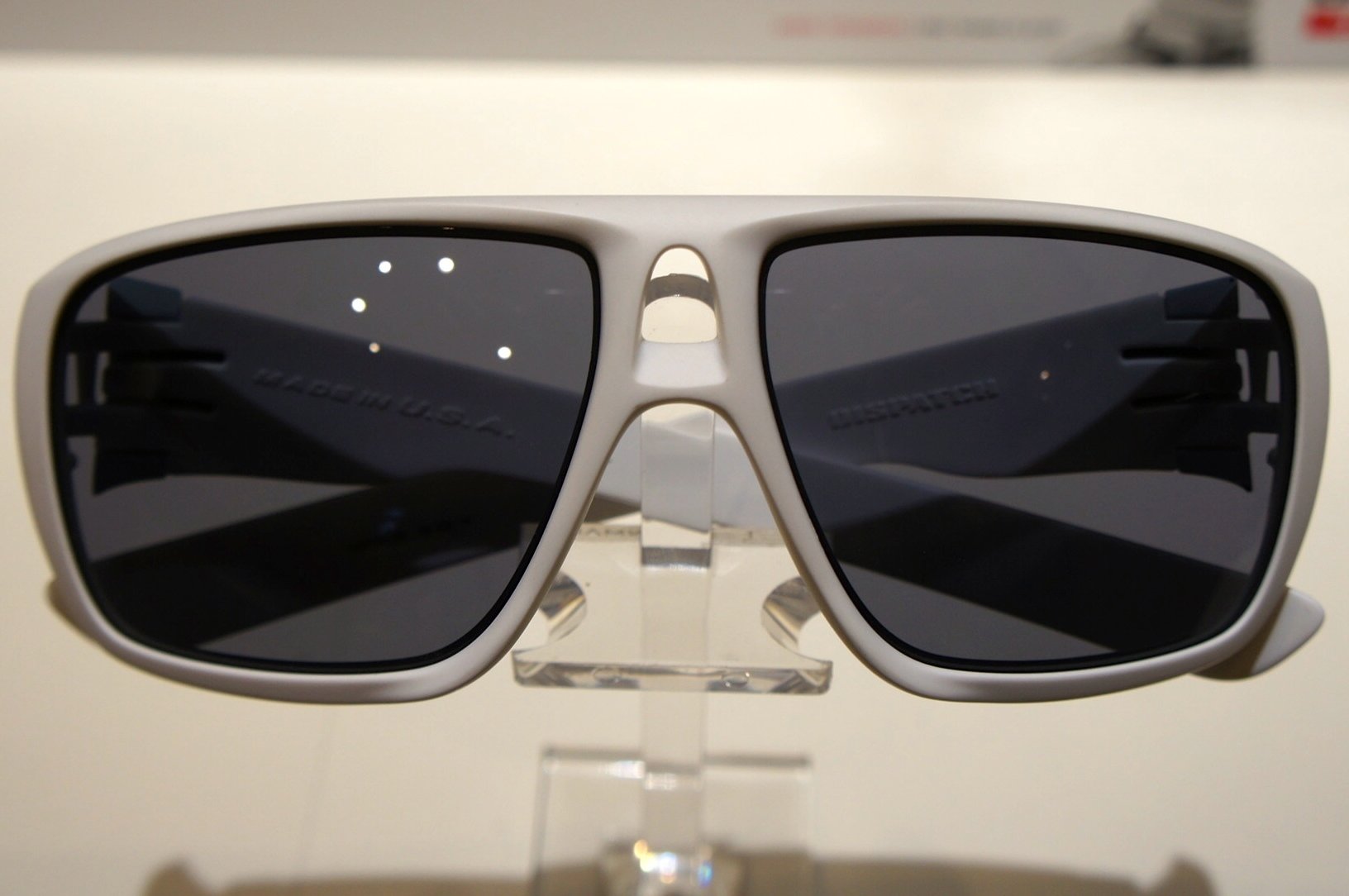 Oakley Dispatch - Matte White w - Grey