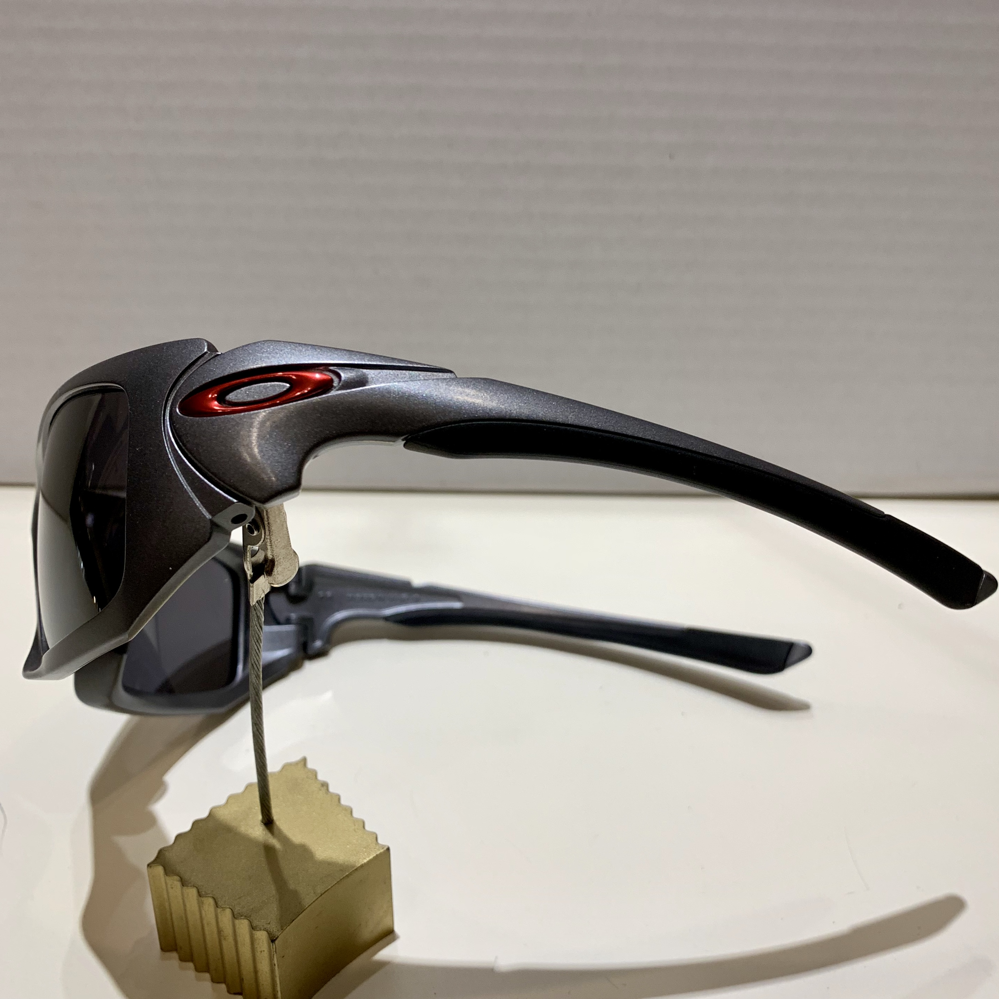Oakley Scalpel - Dark Grey - Black Iridium (custom) 9095-04C