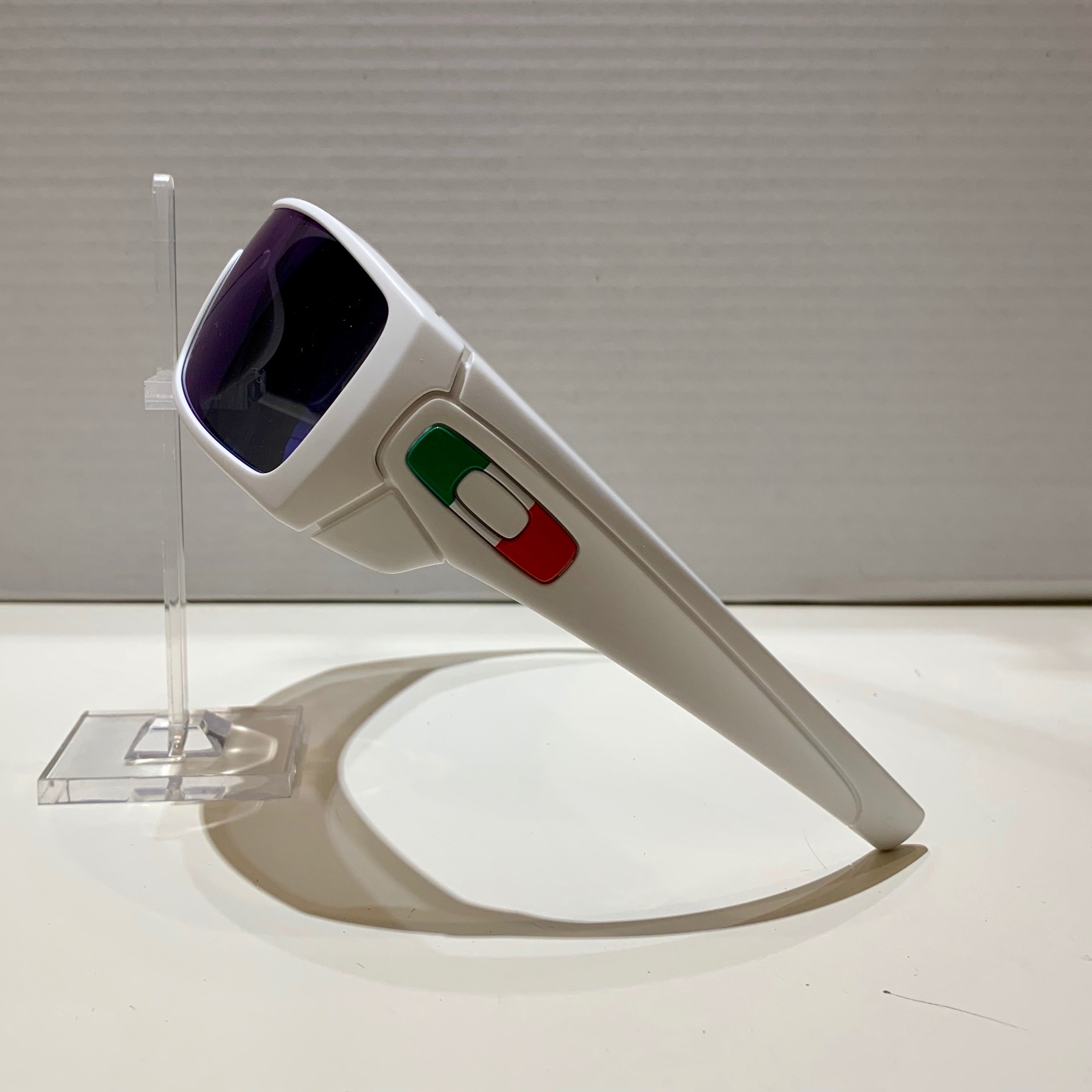 Oakley Batwolf Italy Edition - Matte White - Jade iridium
