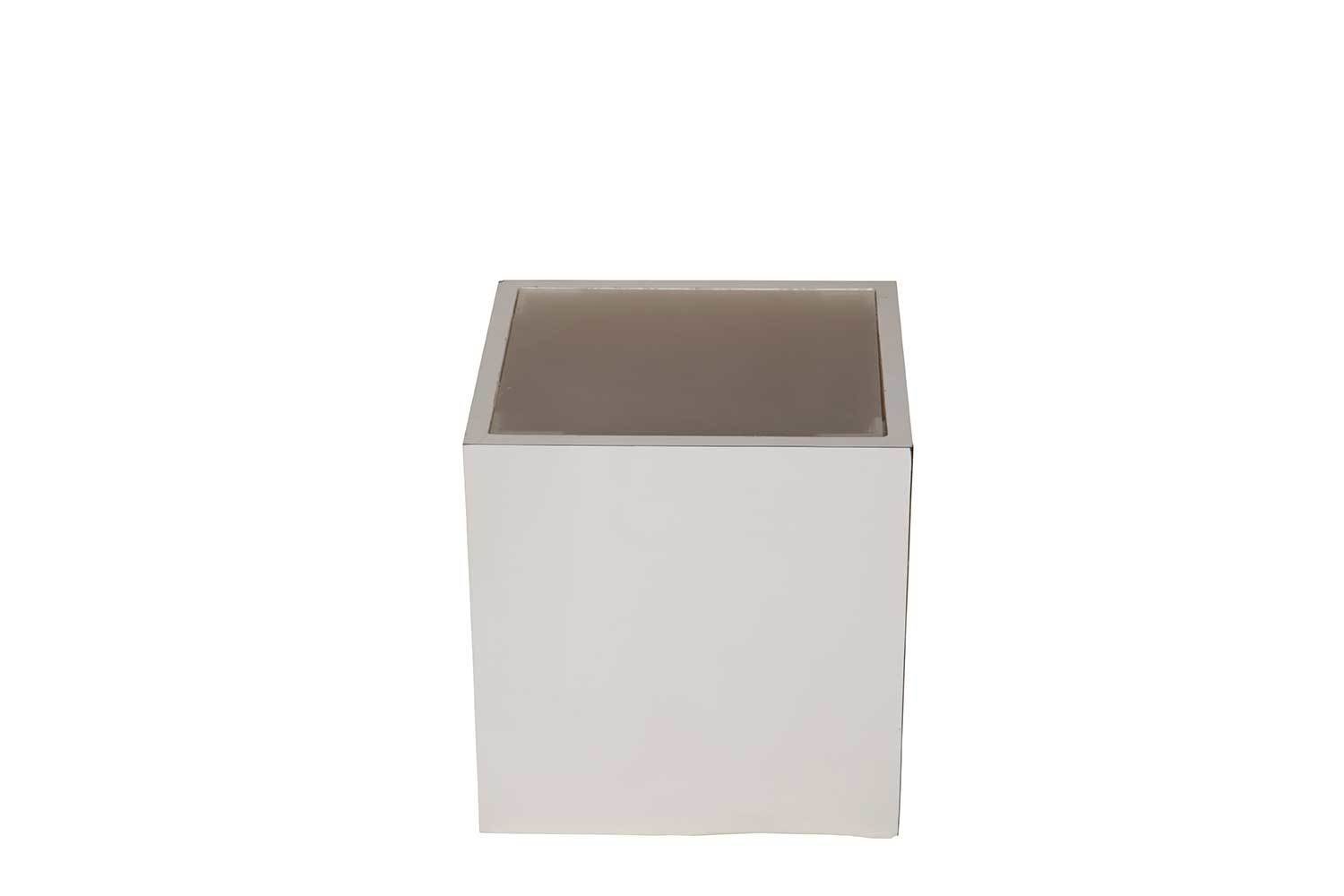 16x16x18 White Cube 16x16x18 White Cube