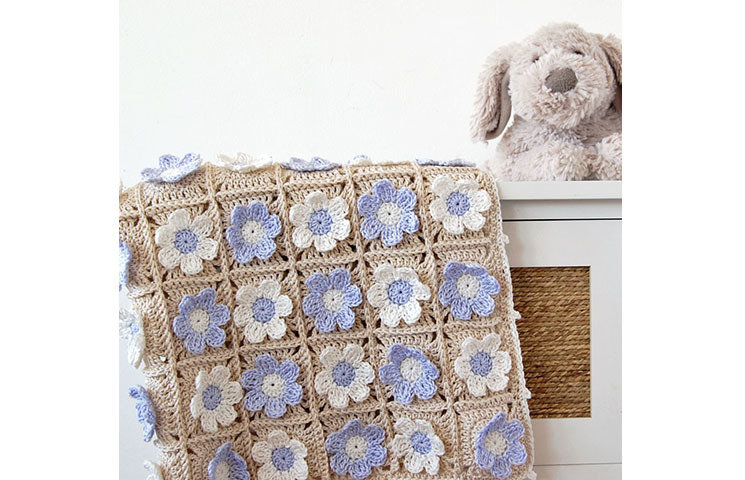 CROCHET PATTERN: Guess How Much I Love You Baby Blanket