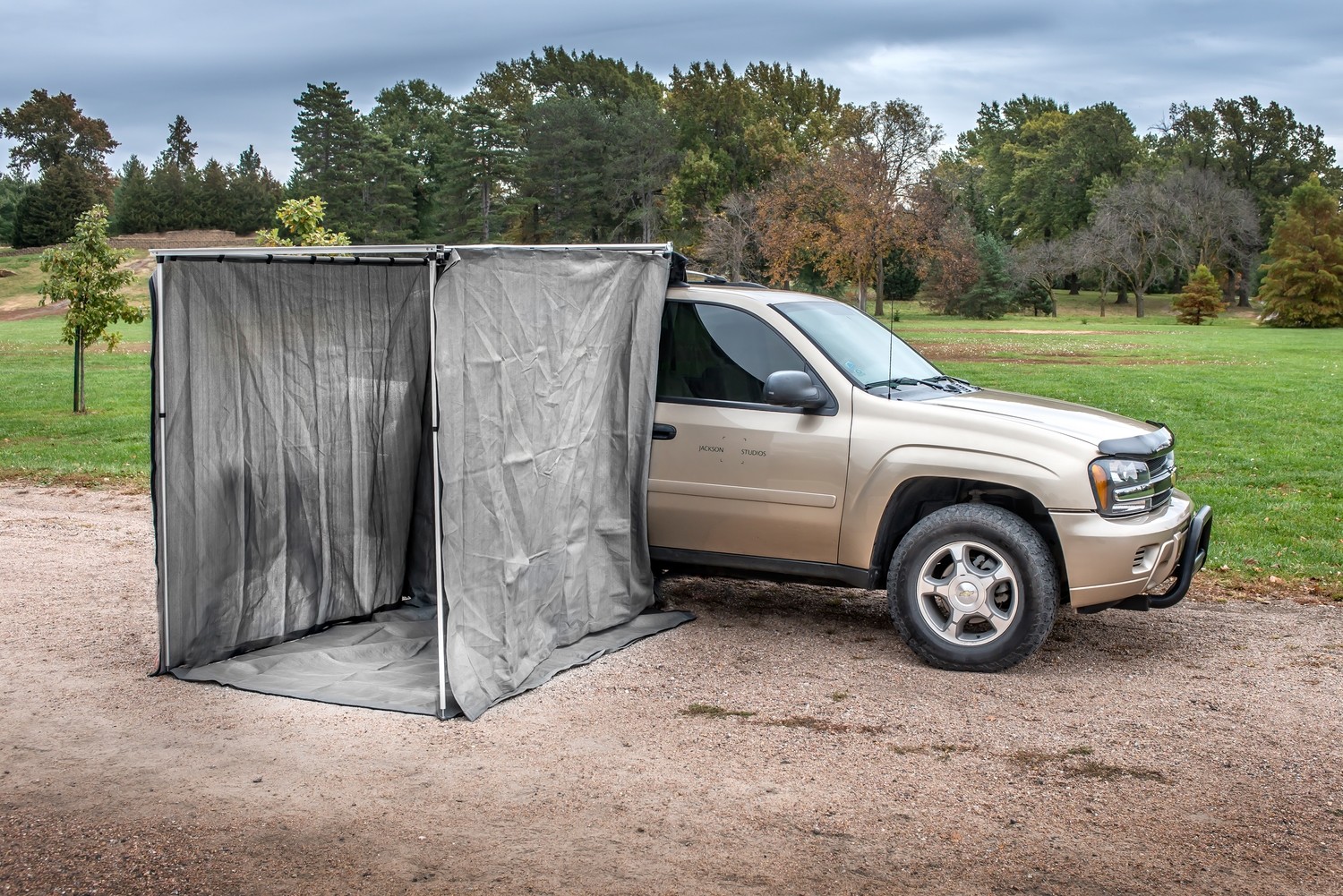 Shade Tree 5 Ft Wide X 6 5 Ft Suv Awning With Sidewalls Gray