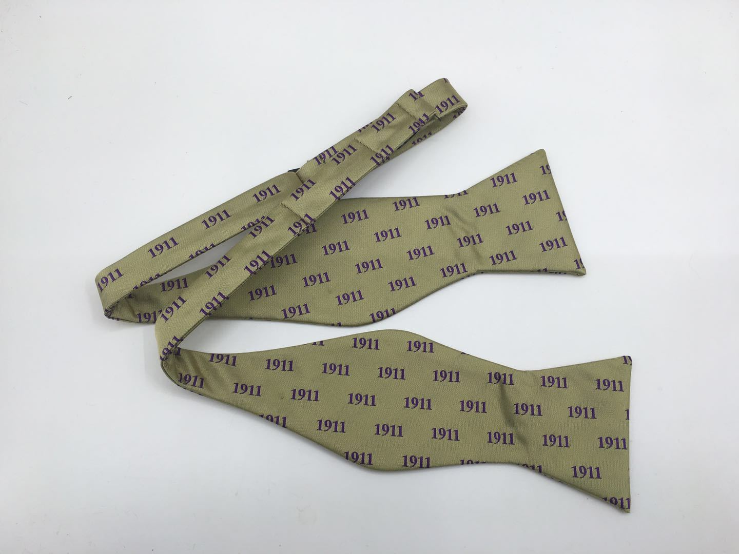 1911- Bowtie 1911B001