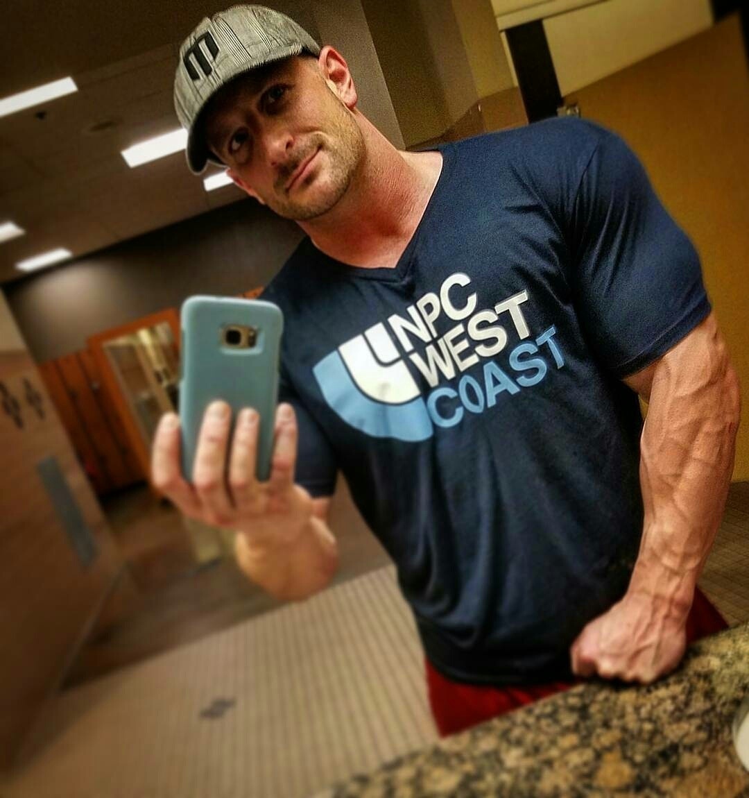 NPC West Coast Classic V-Neck T 00031