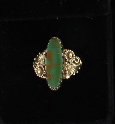 14KT ART NOUVEAU TURQUOISE RING CIRCA 1910 14KT ART NOUVEAU TURQUOISE RING CIRCA 1910