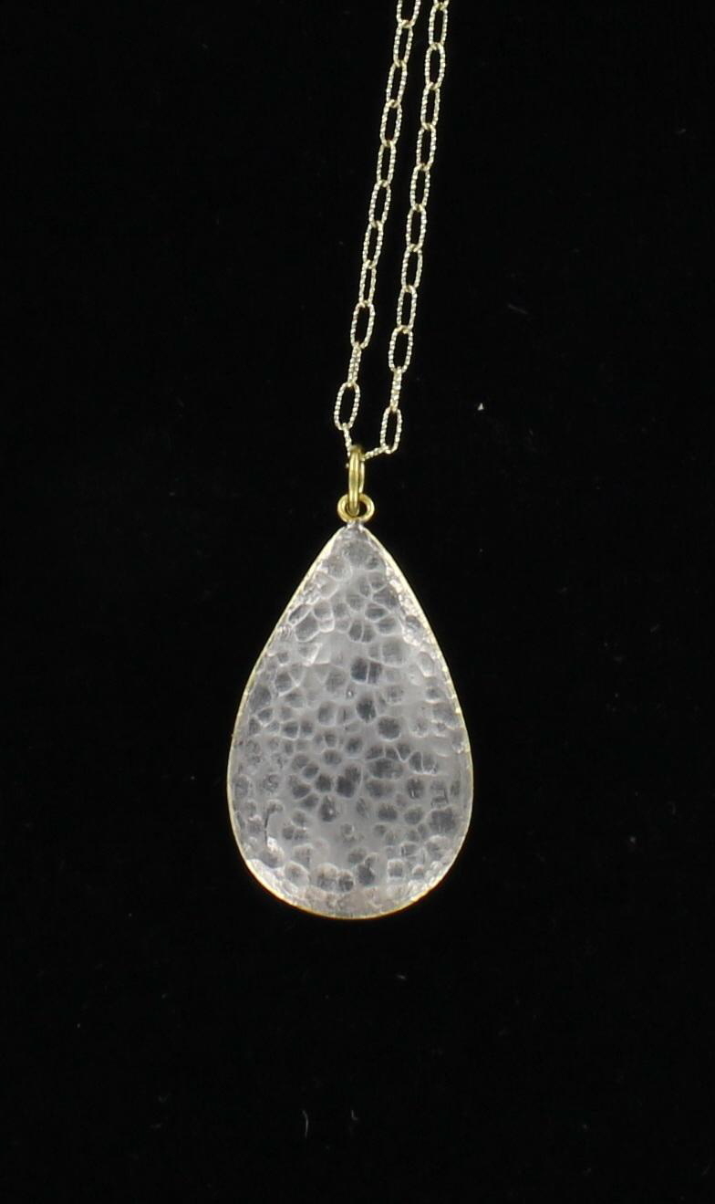 CORAL PENDANT