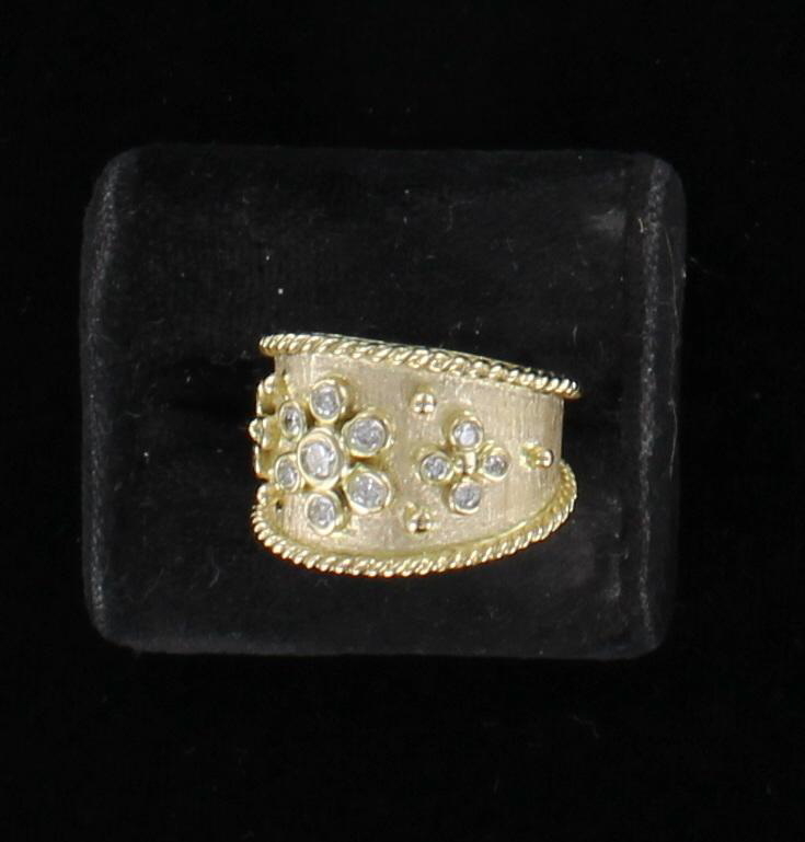 14KT DIAMOND BAND