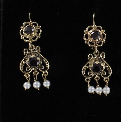 14KT GARNET AND PEARL EARRINGS, CIRCA 1930 14KT GARNET AND PEARL EARRINGS, CIRCA 1930