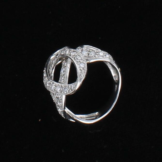 14KT DIAMOND SWIRL RING
