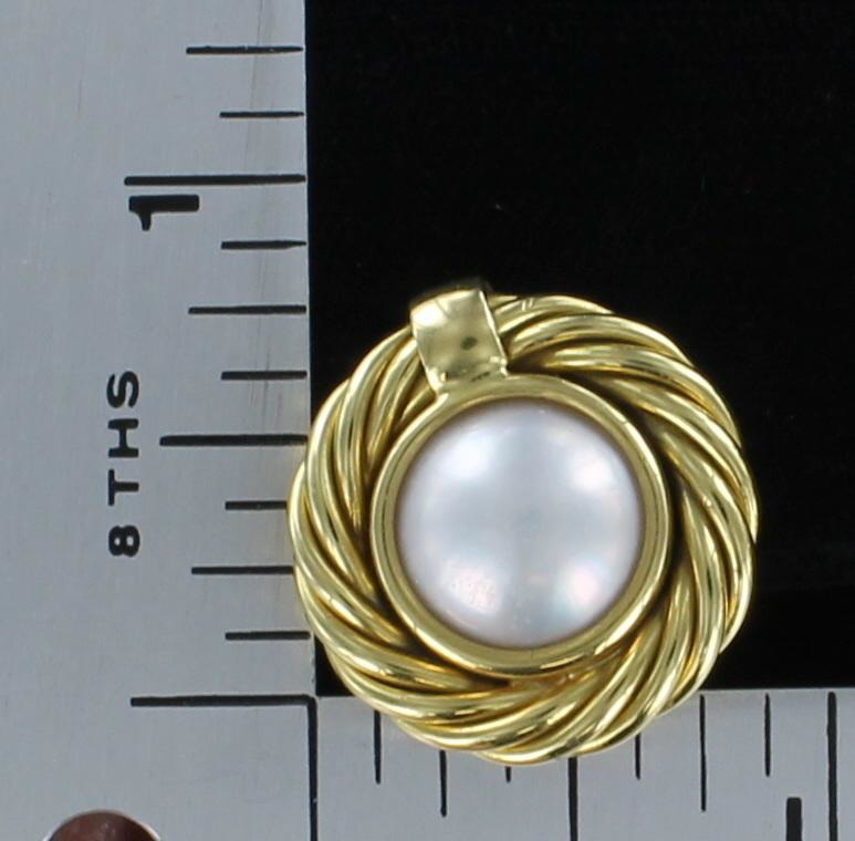 18KT MOBE PEARL EARRINGS