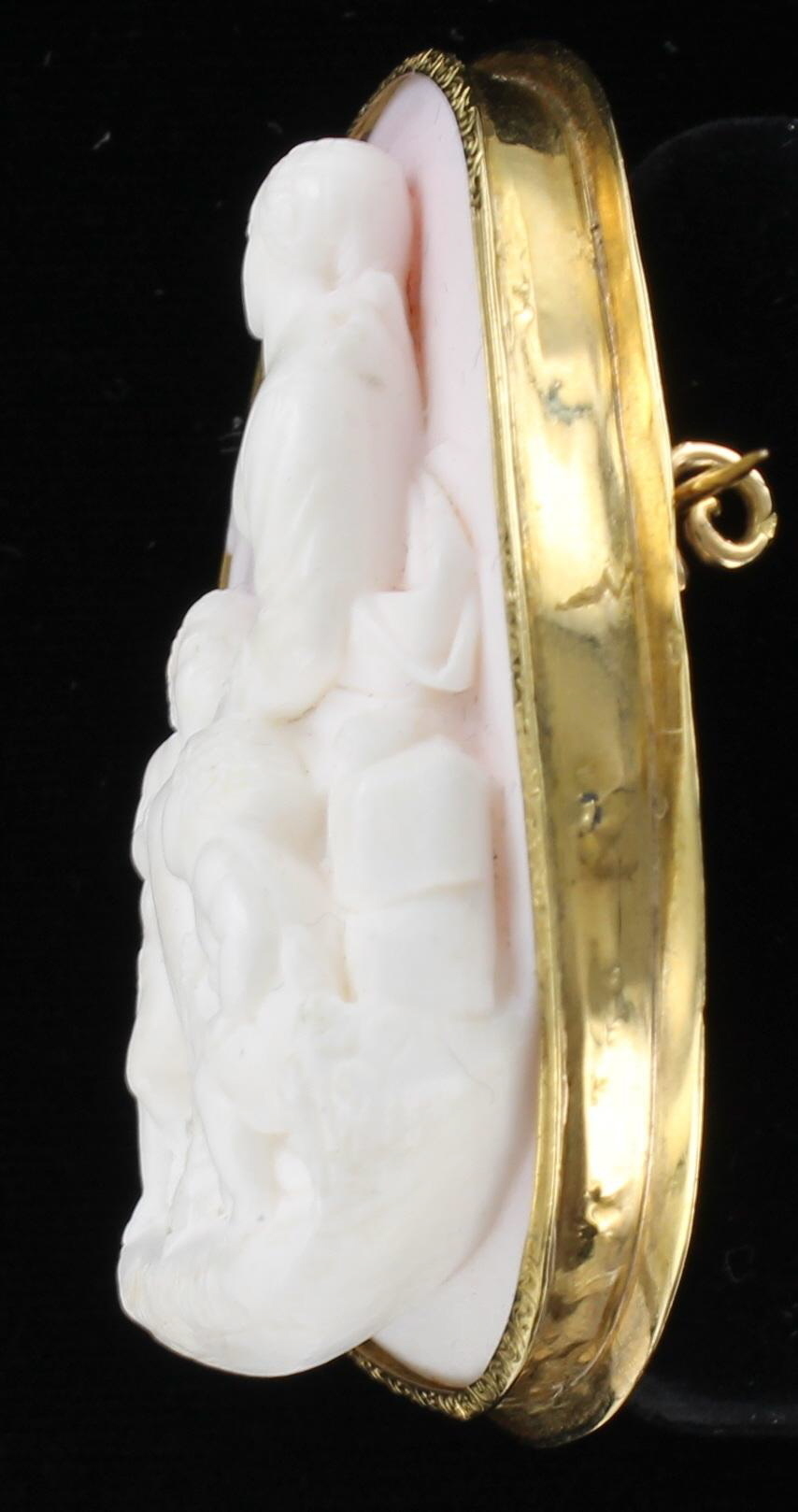 9KT VICTORIAN CAMEO