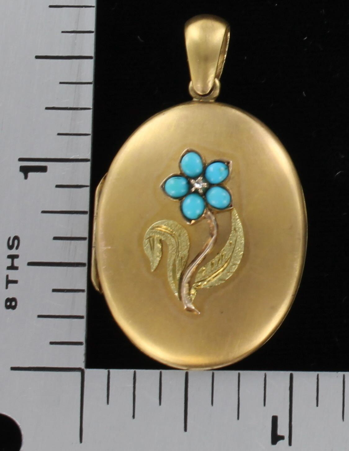 12KT LOCKET WITH TURQUOISE CIRCA 1900