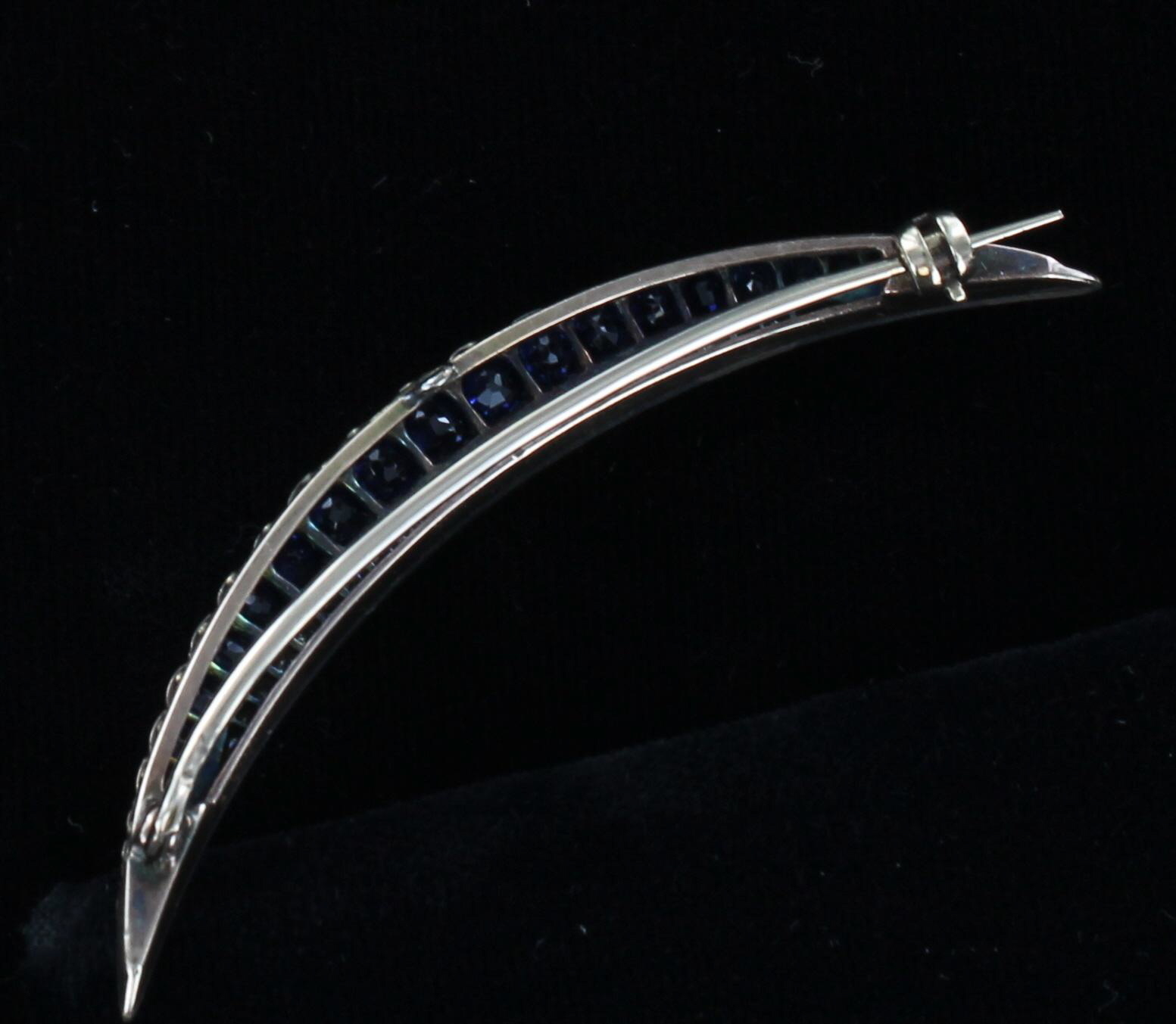 14KT SAPPHIRE AND DIAMOND PIN CIRCA 1920
