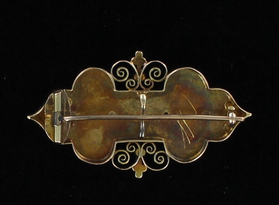 18KT VICTORIAN ENAMEL PIN W/SEED PEARLS