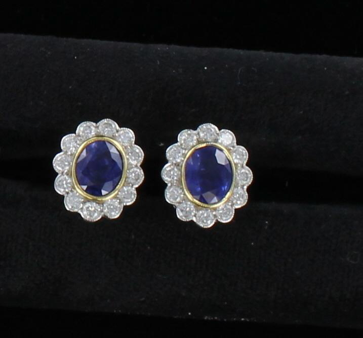 18KT SAPPHIRE AND DIAMOND EARRINGS