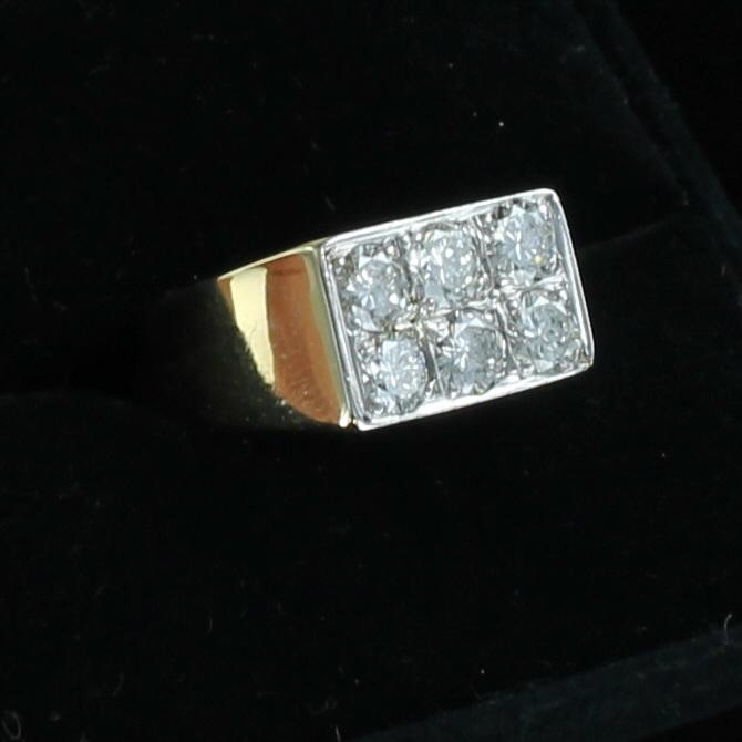 18KT 2.0 CT TW DIAMOND RING
