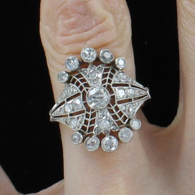 14KT 1.10 CT TW DIAMOND FILAGREE RING CIRCA 1920