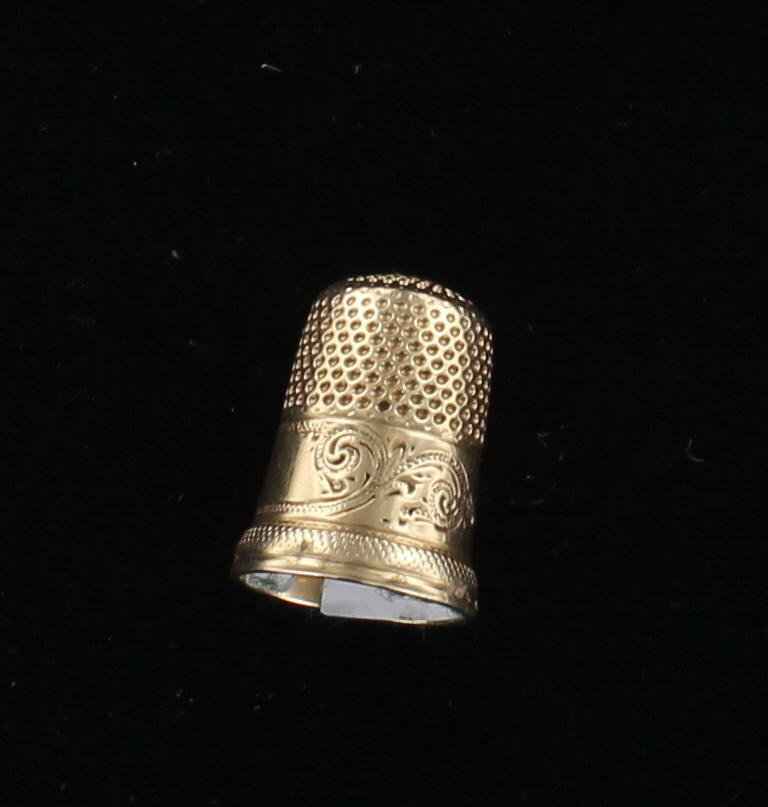 14KT THIMBLE CIRCA 1900 101-2766