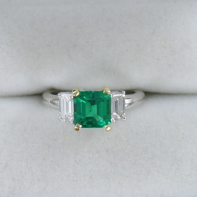 18KT/PLATINUM EMERALD AND DIAMOND RING 205-2337