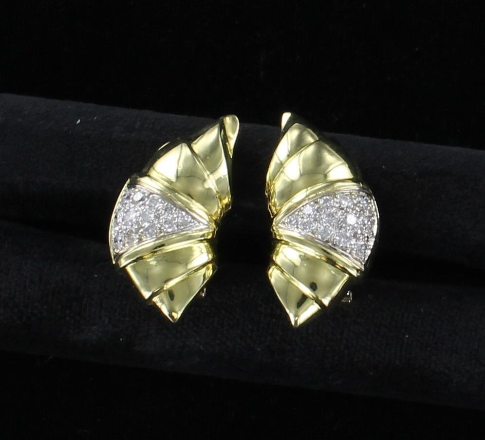 18KT 1.0 CT TW DIAMOND EARRINGS