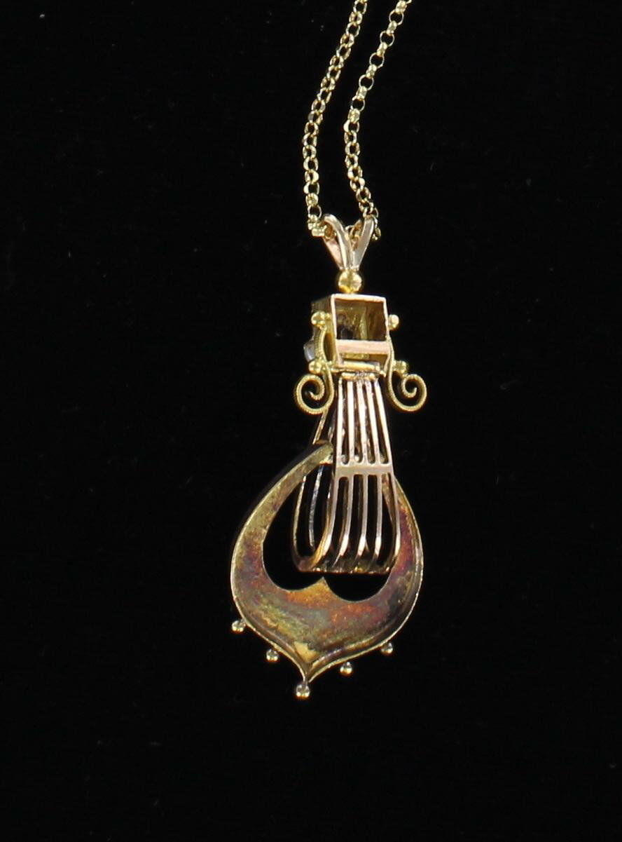 14KT ENAMEL AND PEARL LAVALIER CIRCA 1920