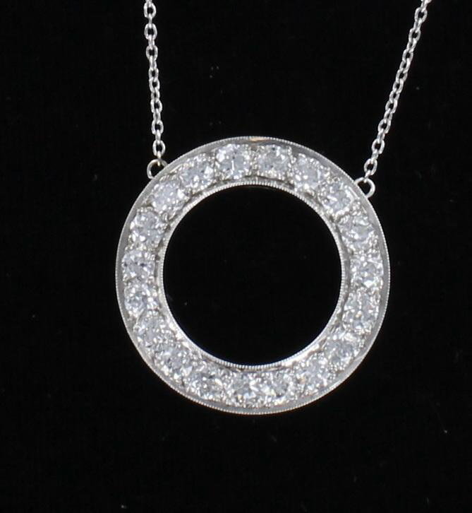PLATINUM 4.0 CT TW DIAMOND CIRCLE NECKLACE CIRCA 1930