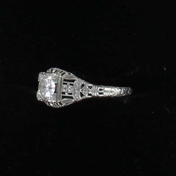 18KTW .75 CT OLD EUROPEAN CUT DIAMOND FILAGREE RING CIRCA 1920