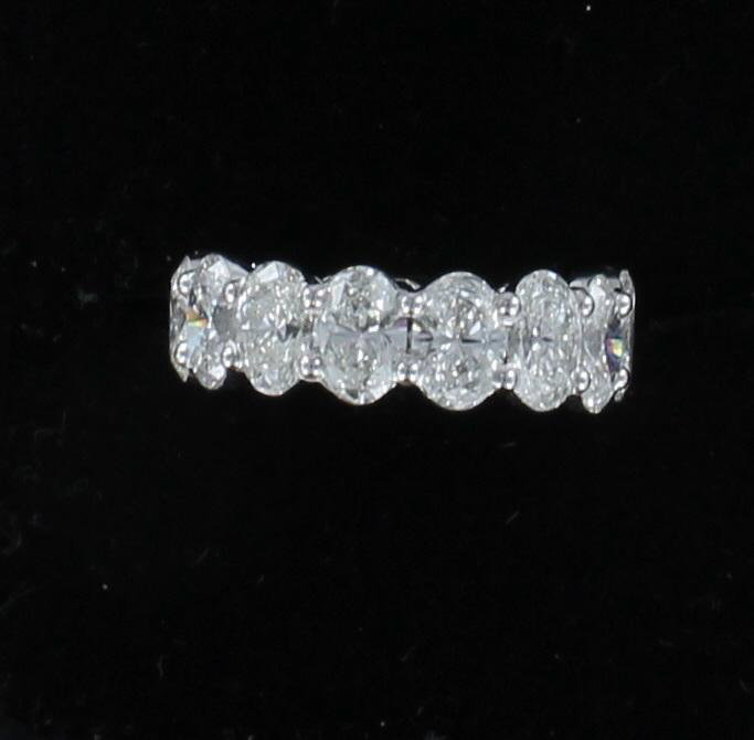 PLATINUM 11.0 CT TW OVAL DIAMOND ETERNITY BAND, SZ 6