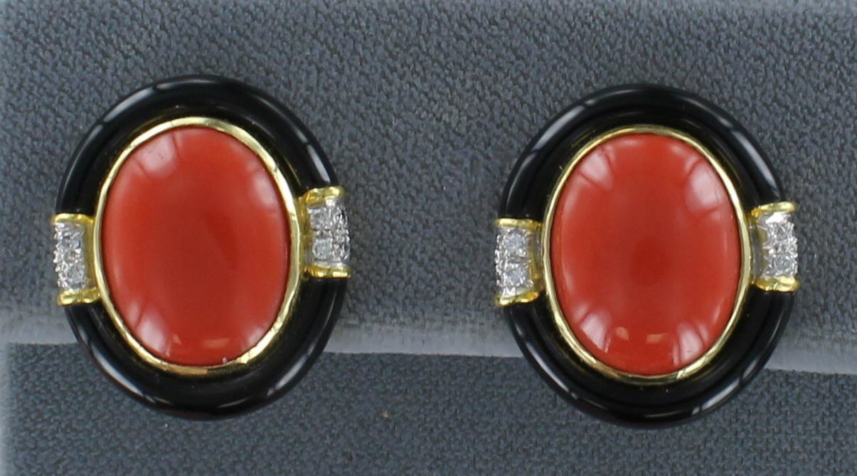 18KT CORAL, ONYX AND DIAMOND EARRINGS 205-2520