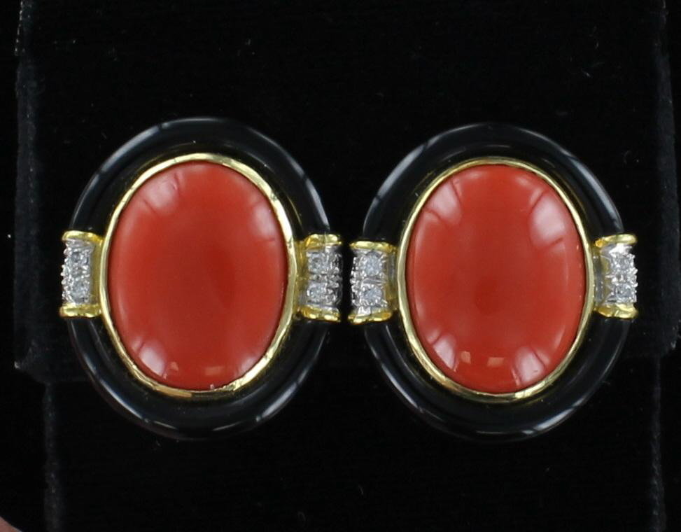 18KT CORAL, ONYX AND DIAMOND EARRINGS