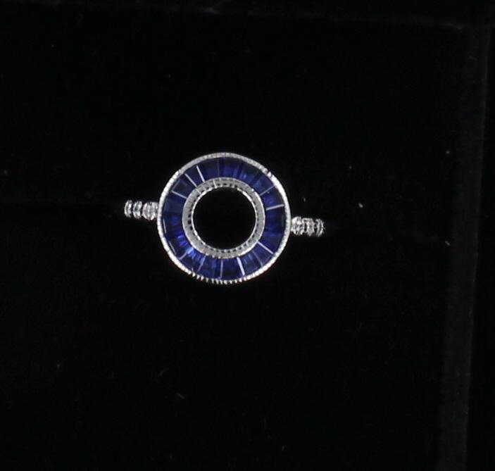 PLATINUM SAPPHIRE MOUNTING
