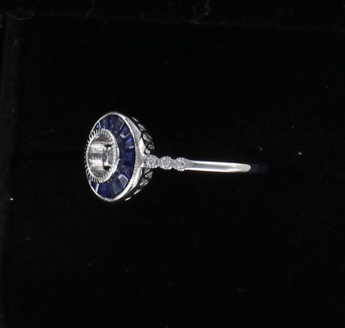 PLATINUM SAPPHIRE MOUNTING