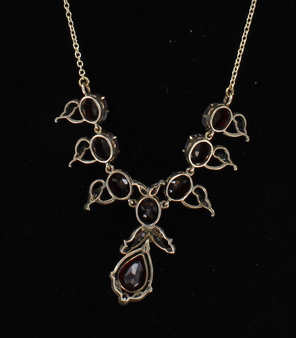 14KT/SILVER GARNET NECKLACE CIRCA 1900