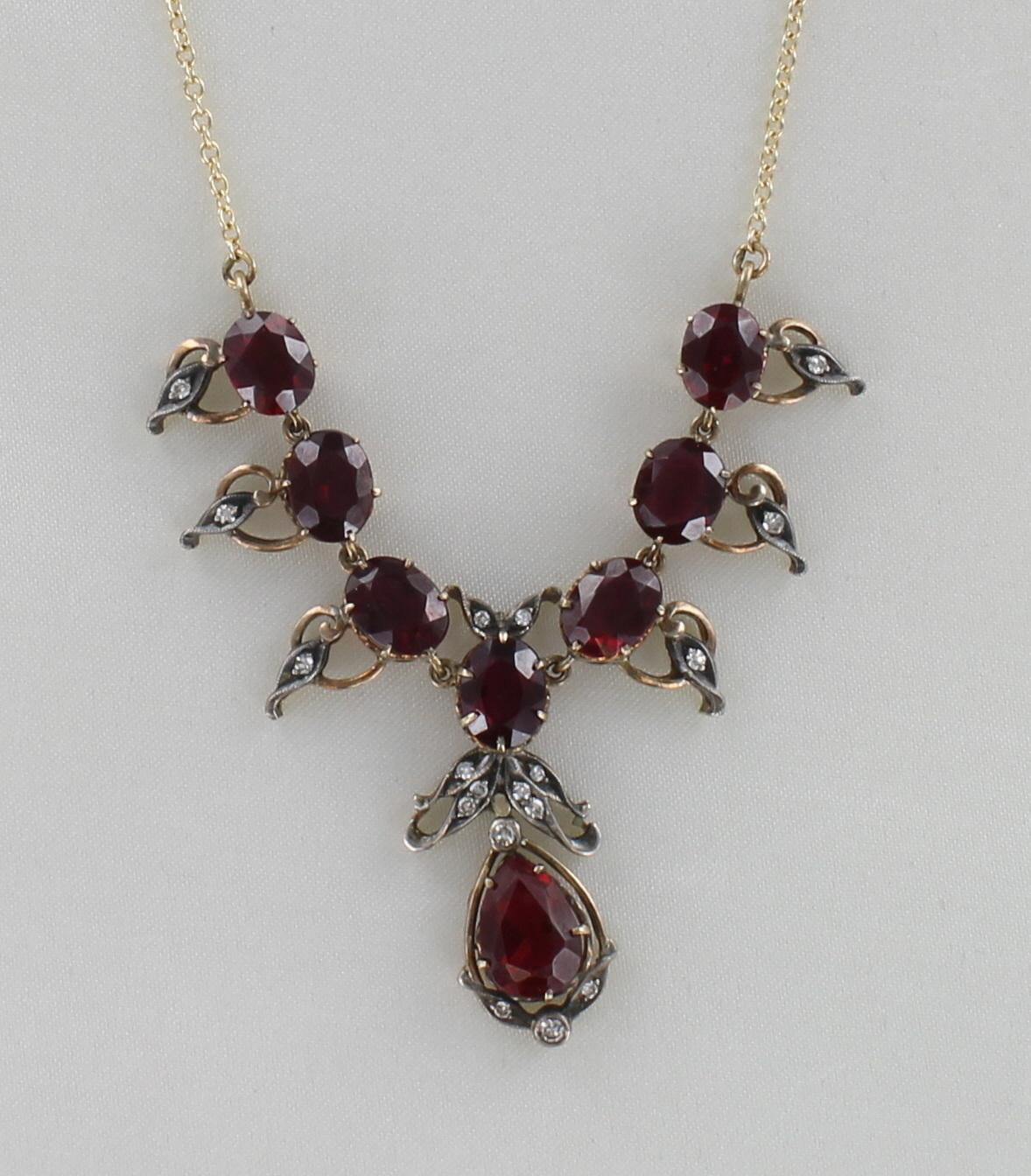 14KT/SILVER GARNET NECKLACE CIRCA 1900