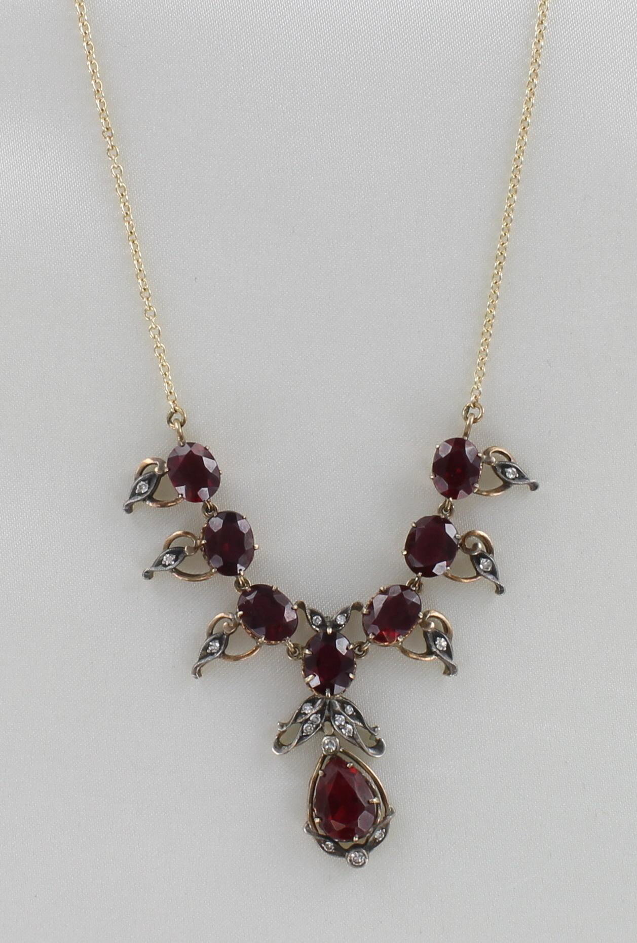 14KT/SILVER GARNET NECKLACE CIRCA 1900