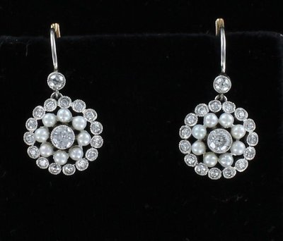 18KT/PLATINUM SEED PEARL AND DIAMOND EARRINGS 18KT/PLATINUM SEED PEARL AND DIAMOND EARRINGS