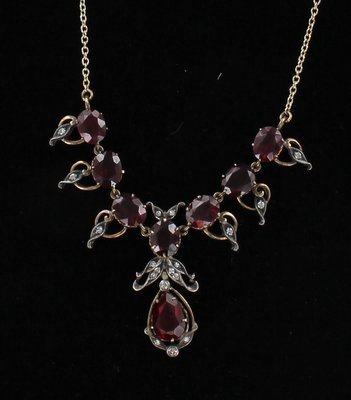 14KT/SILVER GARNET NECKLACE CIRCA 1900 14KT/SILVER GARNET NECKLACE CIRCA 1900