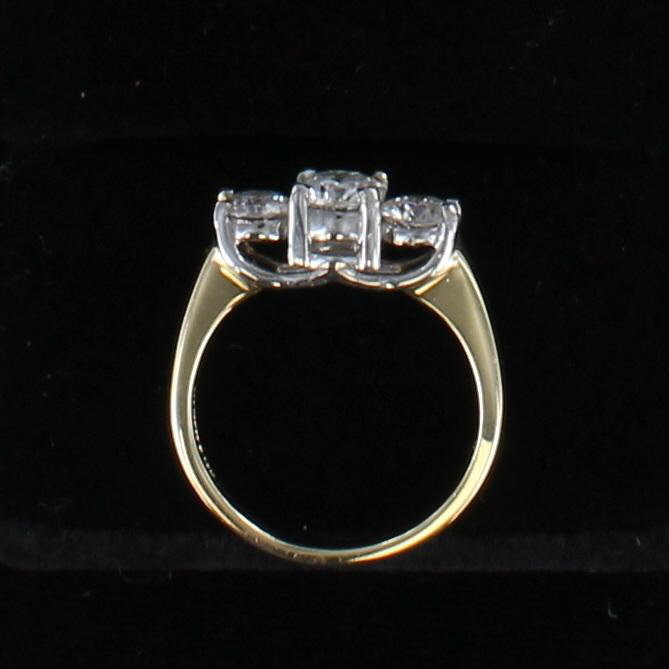 14KT/T 3 STONE ROUND BRILLIANT 1.50 CT TW DIAMOND ENGAGEMENT RING