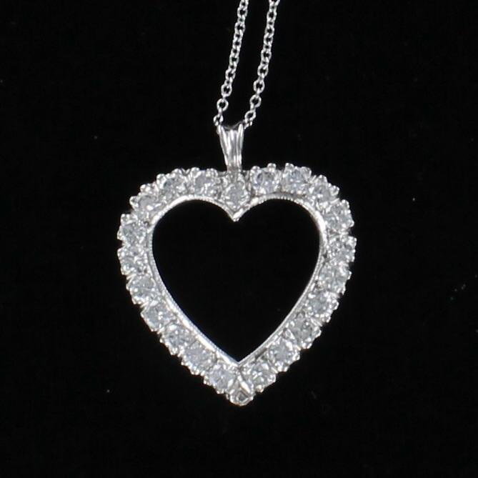 14KT 1.70 CT TW DIAMOND HEART PENDANT