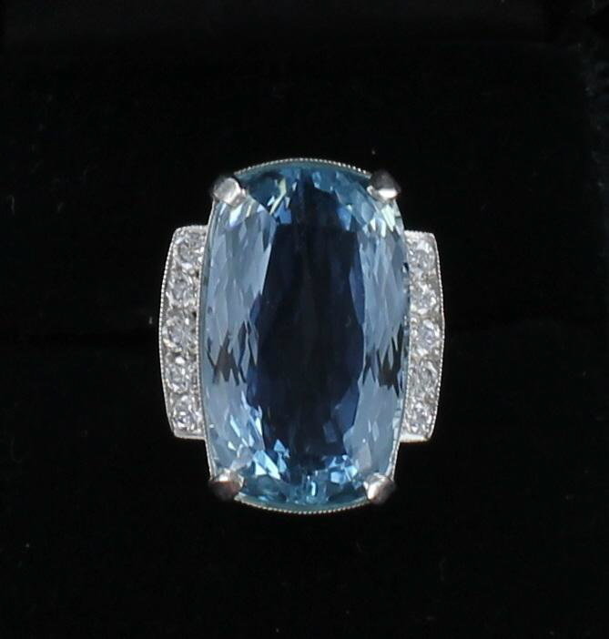 PLATINUM 20.0 CT AQUAMARINE RING