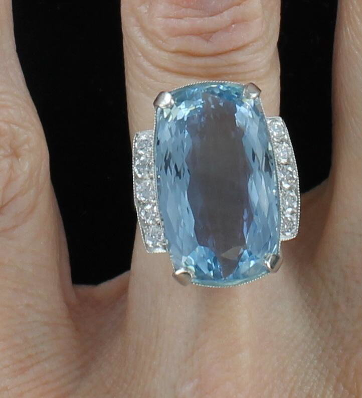 PLATINUM 20.0 CT AQUAMARINE RING