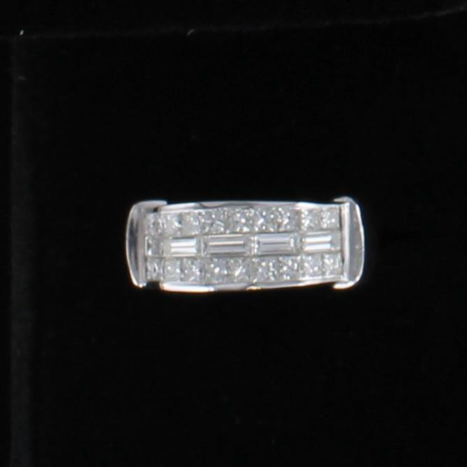 18KT 3.0 CT TW DIAMOND RING 205-2498