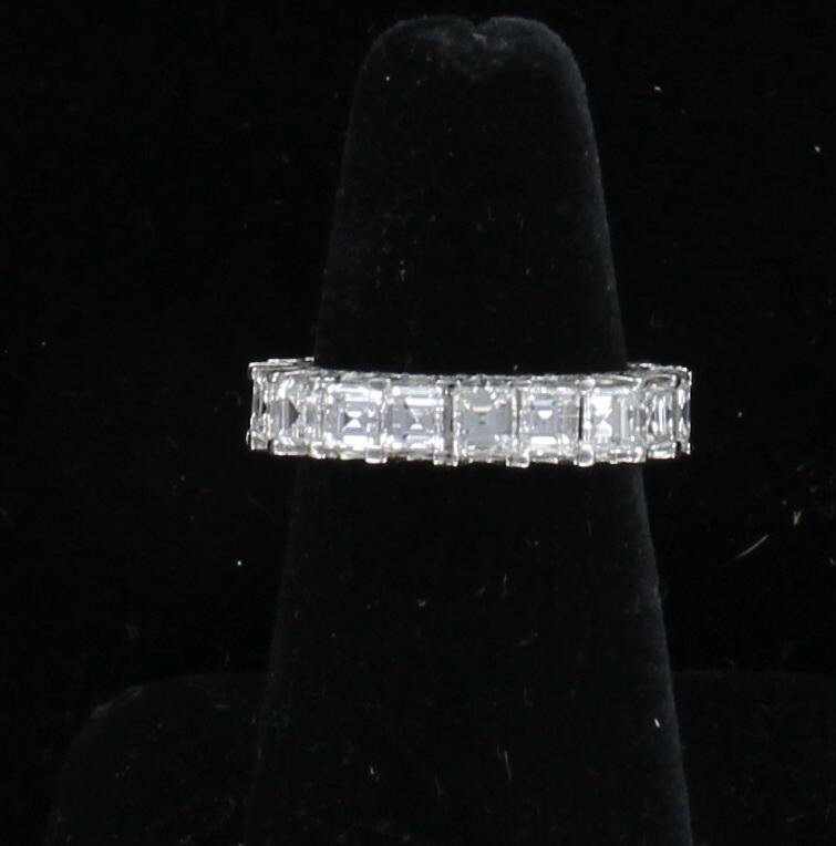 18KT ASSCHER CUT DIAMOND ETERNITY BAND, 5.75 036-791
