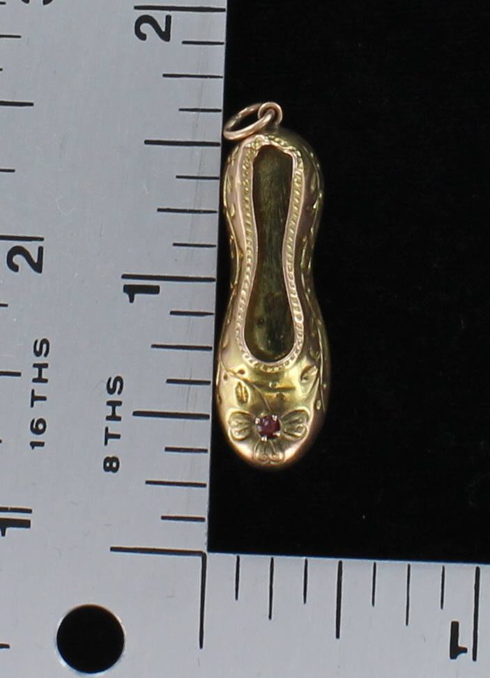 14KT SHOE CHARM