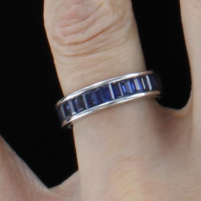 14KTW SAPPHIRE ETERNITY BAND, SZ 6.5