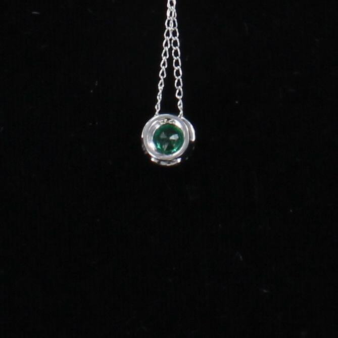 14KTW EMERALD AND DIAMOND PENDANT
