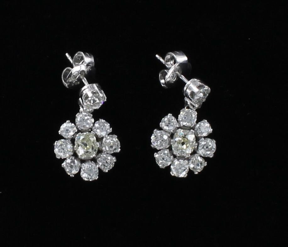 PLATINUM 6.35 CT TW OLD EUROPEAN CUT DIAMOND EARRINGS CIRCA 1920