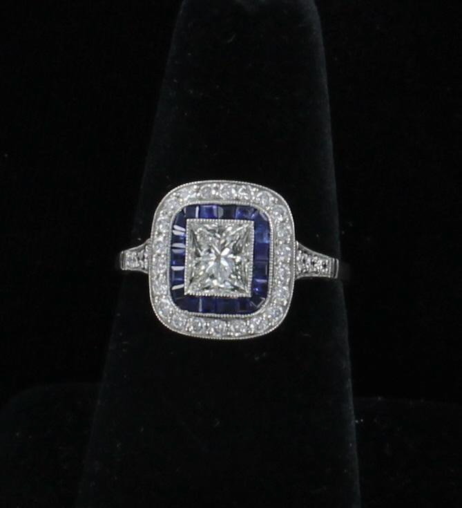 PLATINUM DIAMOND SAPPHIRE RING 205-2587